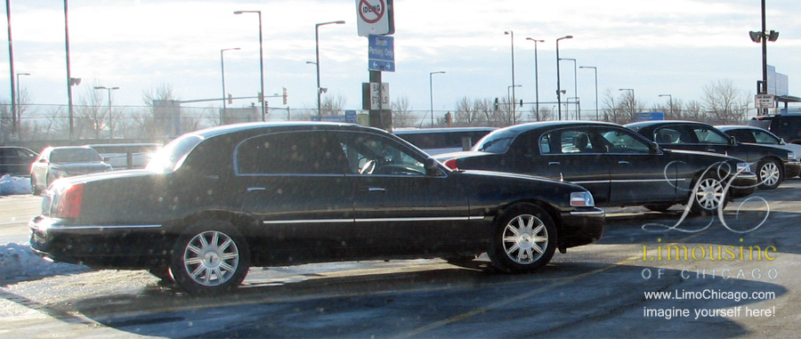 towncars-3-airport-parking-winter